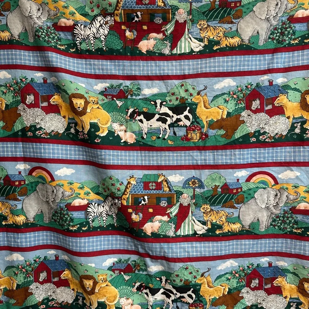 VTG Handmade Noahs Ark Quilt Nursery Comforter Blue Animal Family Pocket (40x52)